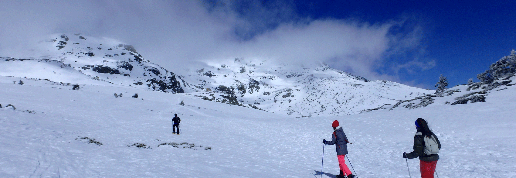 Snowshoeing Madrid